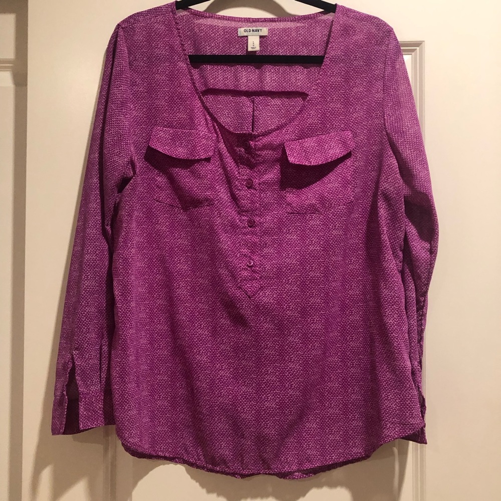 Flowy shirt! Work appropriate!